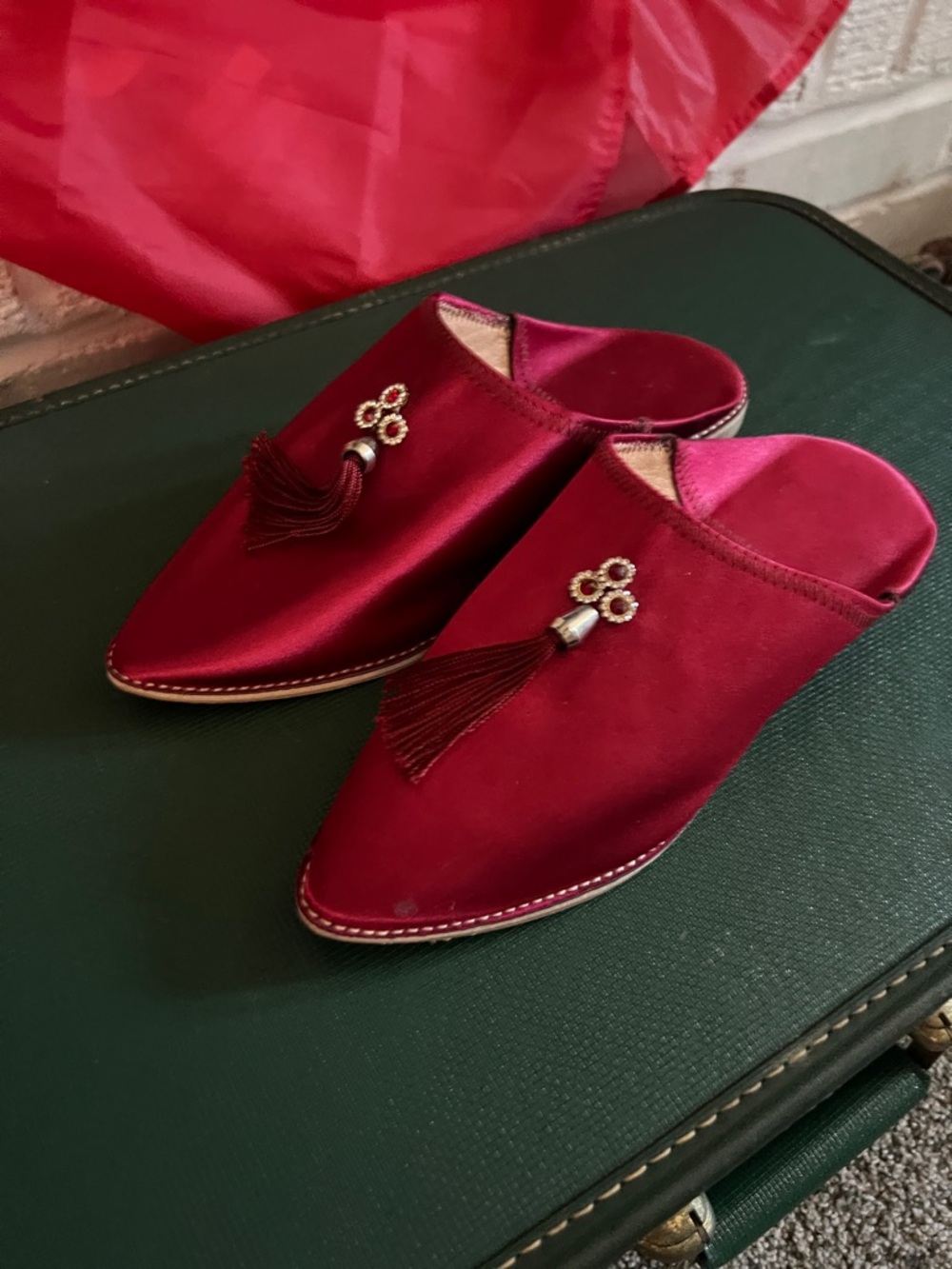 Moroccan Slippers - Red - Picture 3 of 5